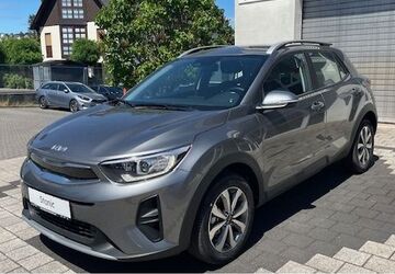 Kia Stonic 2.000 km 21.490 &euro; Wiesbaden 65199