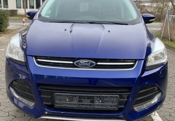 Ford Kuga 181.513 km 9.999 &euro; Mainz-Kastel 55252