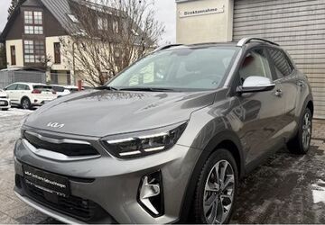 Kia Stonic 20.500 km 20.900 &euro; Wiesbaden 65199