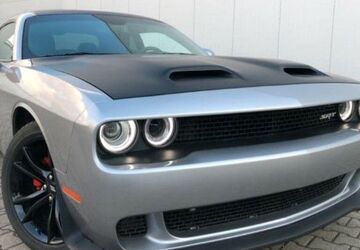 Dodge Challenger 126.000 km 21.600 &euro; Mainz Kostheim 55246