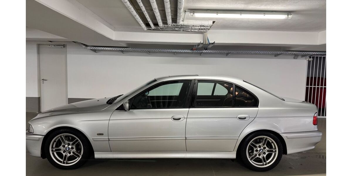 BMW 520 221.000 km 5.750 &euro; Bad Camberg 65520