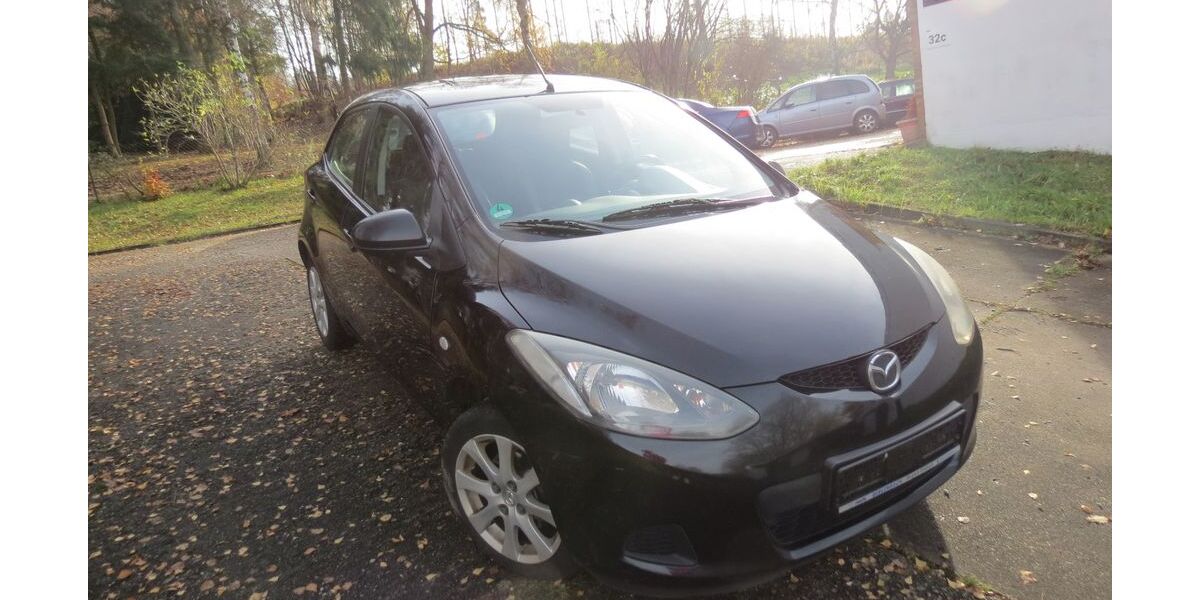 Mazda 2 212.000 km 1.300 &euro; Schlangenbad 65388