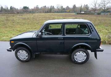 Lada Niva 42.201 km 13.990 &euro; Wiesbaden, Landeshauptstadt 65195
