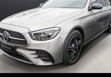 Mercedes-Benz E 300 98.000 km 32.890 &euro; Wiesbaden 65189
