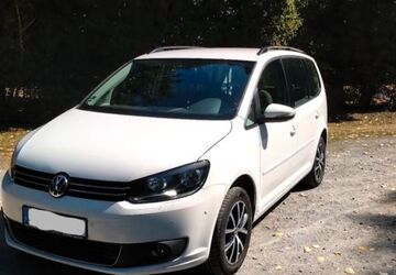 VW Touran 155.000 km 10.500 &euro; Mainz 55128