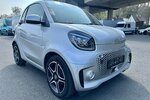 Smart EQ fortwo electric drive EQ LED Kamera Glasdach Ex 23.272 km 13.900 &euro; Mainz 55122