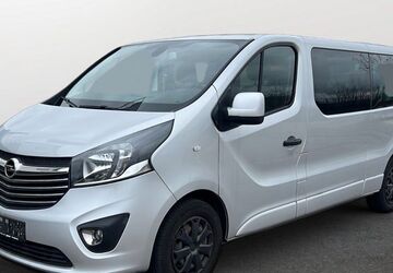 Opel Vivaro 141.000 km 15.900 &euro; Saulheim 55291