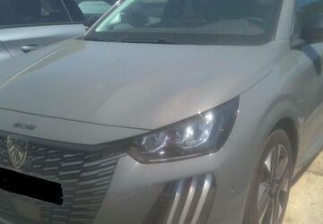 Peugeot 208 20.168 km 14.580 &euro; Rüsselsheim 65428