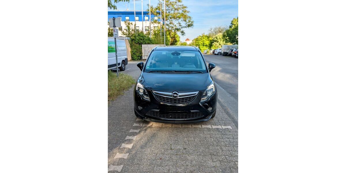 Opel Zafira Tourer 170.000 km 7.300 &euro; Rüsselsheim 65428