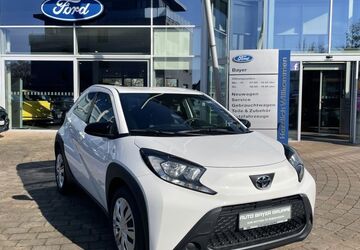 Toyota Aygo (X) 8.011 km 15.450 &euro; Wiesbaden 65203