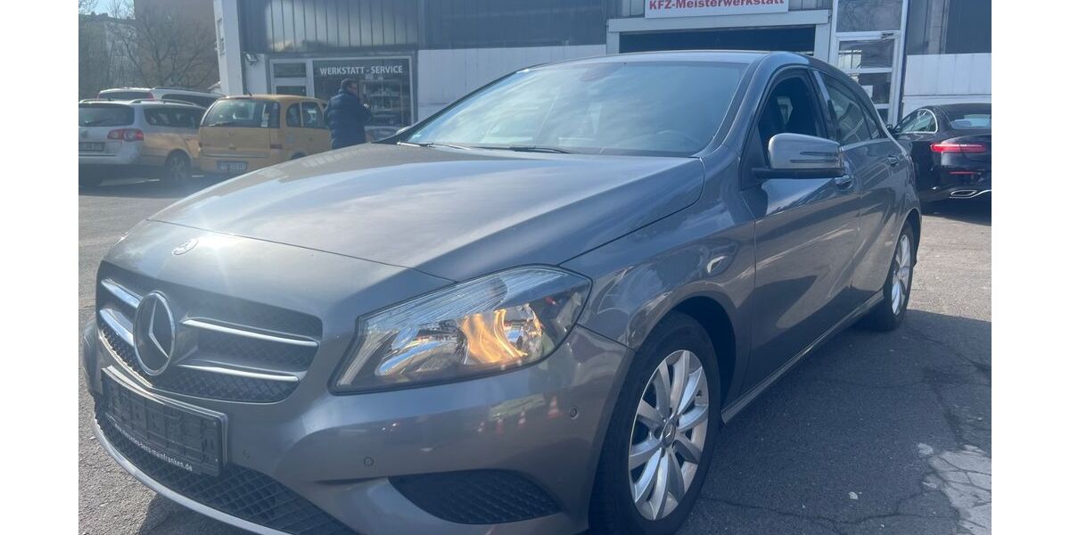 Mercedes-Benz A 180 158.000 km 9.300 &euro; Hattersheim am Main 65795