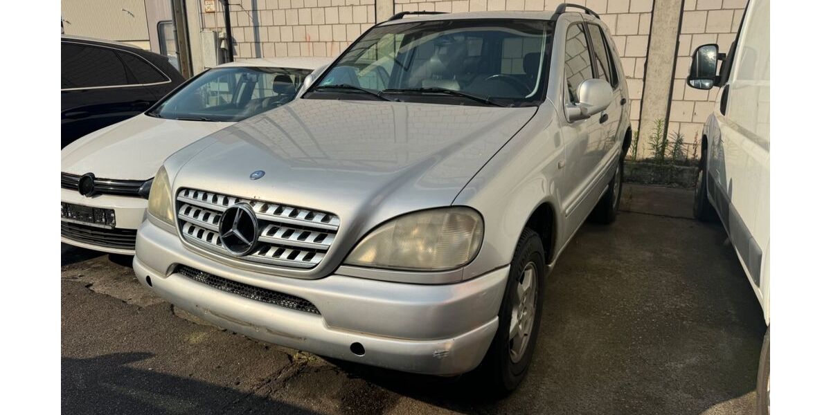 Mercedes-Benz ML 320 225.000 km 1.890 &euro; Mainz - Mombach 55120