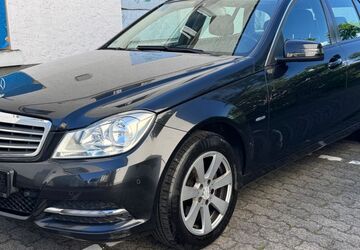 Mercedes-Benz C 180 164.000 km 7.900 &euro; Wiesbaden 65187