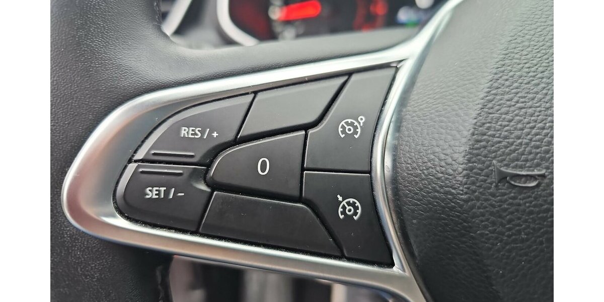 Renault Clio Experience Navi, Scheckheft Rate 115,- 74.919 km 12.590 &euro; Schwalbach/Taunus 65824