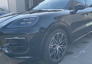 Porsche Cayenne 5.300 km 149.490 &euro; Flörsheim am Main 65439