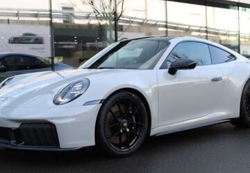 Porsche 992 4.900 km 186.900 &euro; Wiesbaden 65187