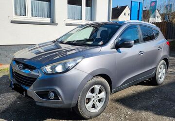 Hyundai ix35 136.800 km 8.900 &euro; Kelkheim 65779