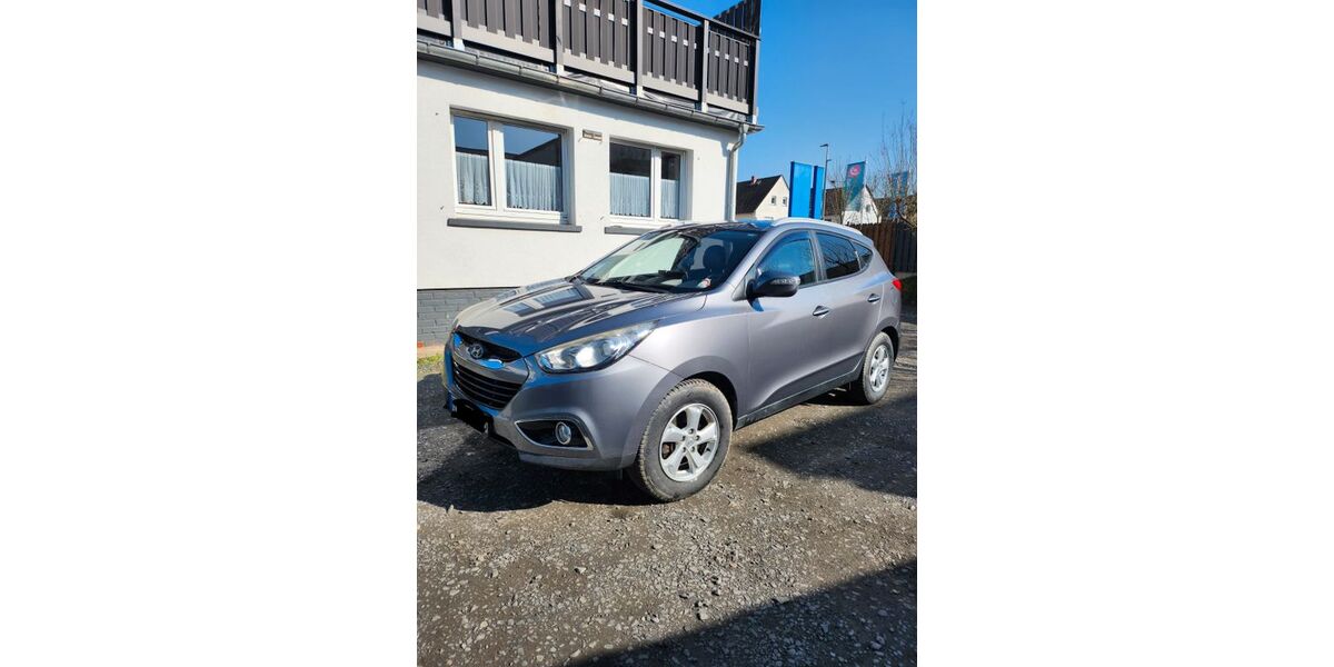 Hyundai ix35 136.800 km 8.900 &euro; Kelkheim 65779