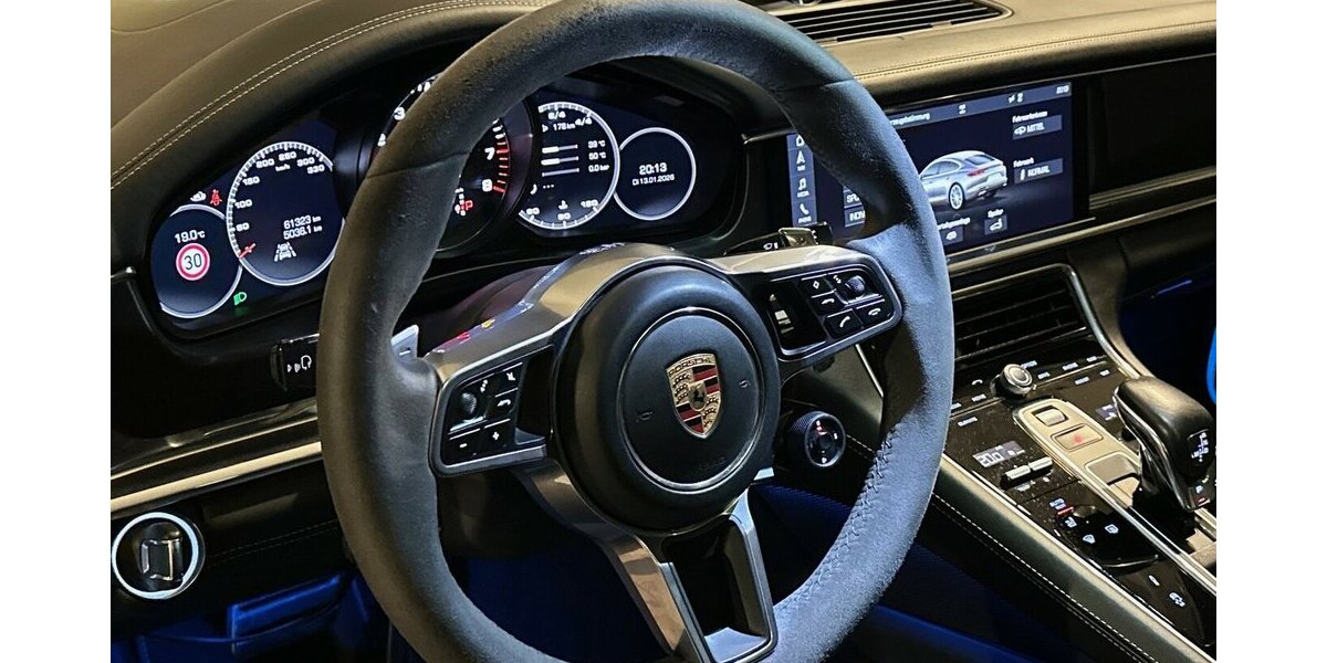 Porsche Panamera GTS |Sport-Design|Chrono|S.AGA|HA-Lenkung 61.091 km 87.999 &euro; Mainz-Kostheim 55246