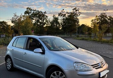 VW Golf 173.000 km 4.500 &euro; Wiesbaden 65183