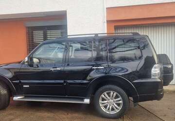 Mitsubishi Pajero 117.890 km 27.499 &euro; Mainz-Kostheim 55246