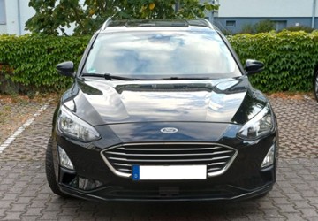 Ford Focus 59.000 km 12.600 &euro; Wiesbaden 65189