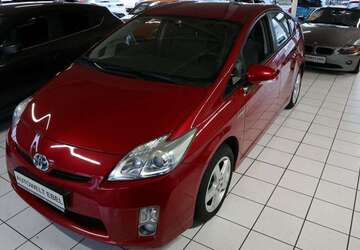 Toyota Prius 65.000 km 9.910 &euro; Wiesbaden 65199