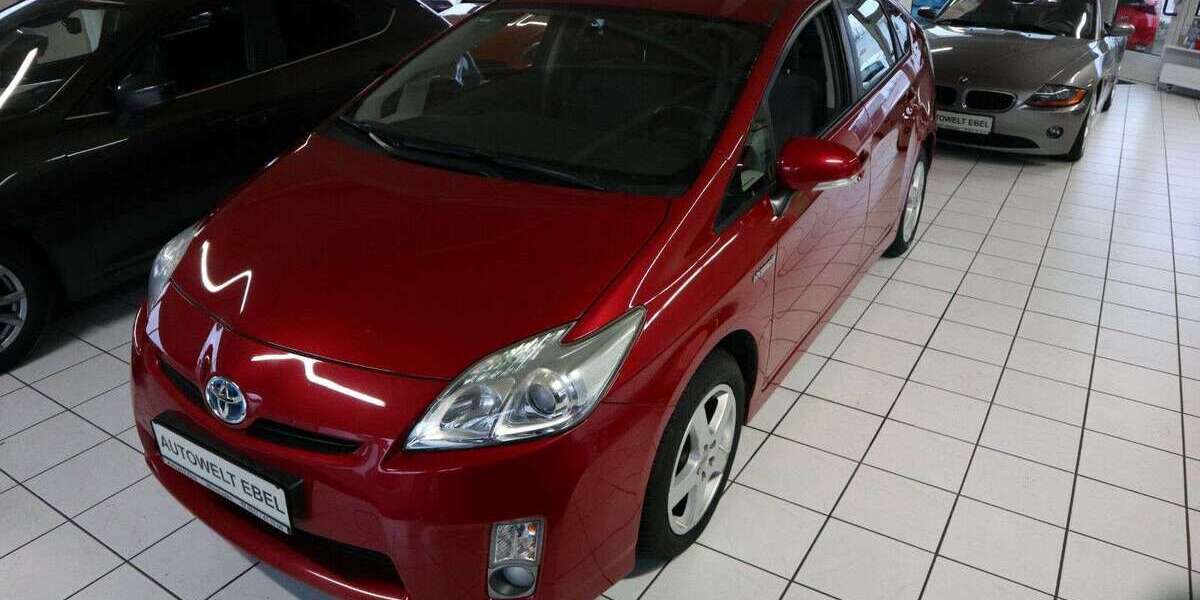 Toyota Prius 65.000 km 9.910 &euro; Wiesbaden 65199