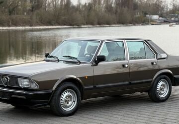 Alfa Romeo Andere 37.000 km 14.999 &euro; Rüsselsheim 65428