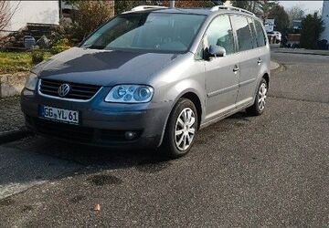 VW Touran 275.000 km 2.000 &euro; raunheim 65479