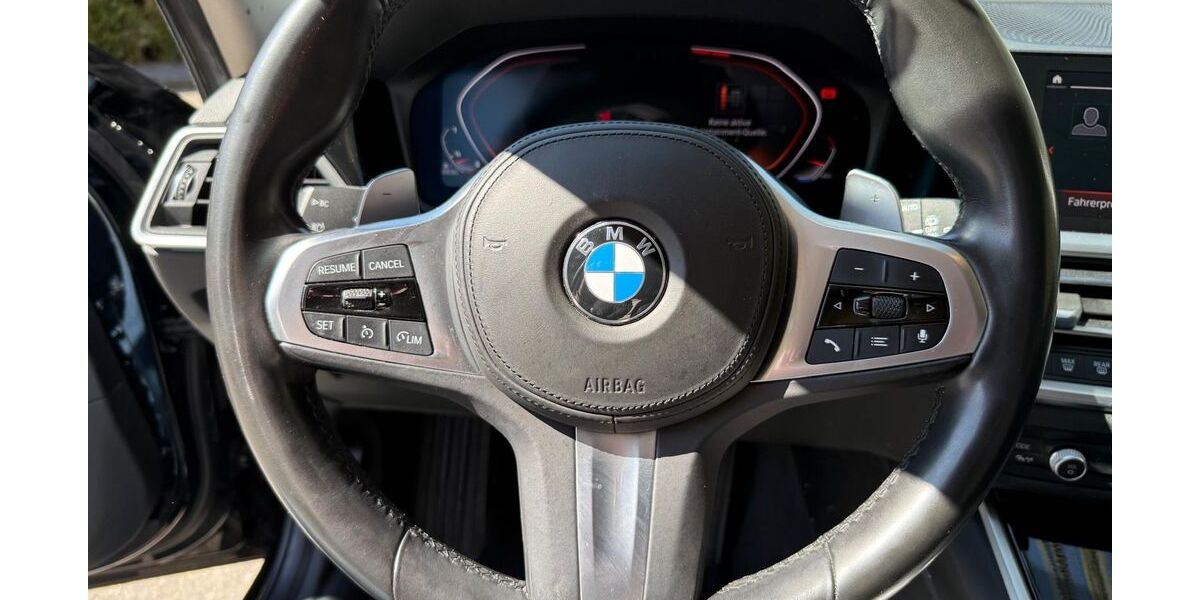 BMW 320 99.000 km 22.800 &euro; Wiesbaden 65199