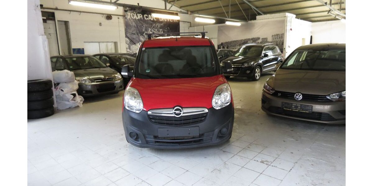 Opel Combo 148.000 km 4.900 &euro; Schlangenbad 65388