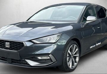 Seat Leon 4.999 km 32.990 &euro; Wiesbaden 65189