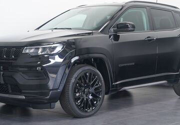 Jeep Compass 15.811 km 24.590 &euro; Wiesbaden 65205