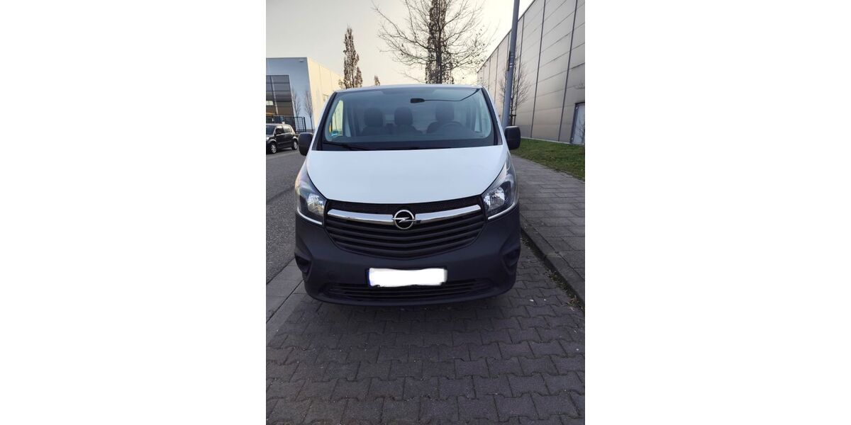 Opel Vivaro 98.655 km 7.999 &euro; Wiesbaden 65205