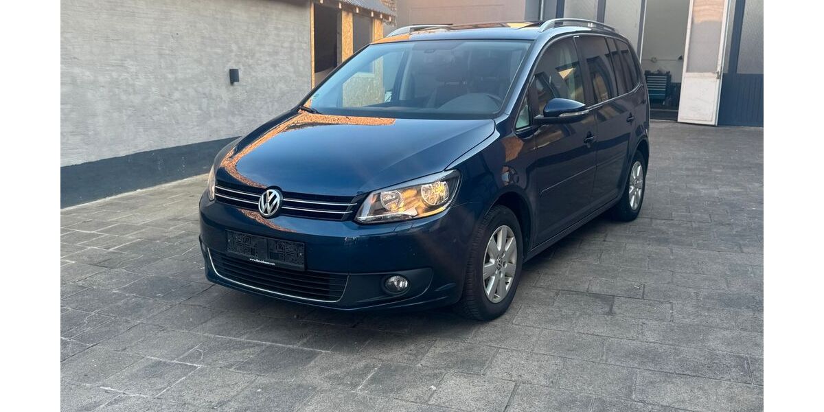 VW Touran 130.000 km 8.490 &euro; Ockenheim 55437