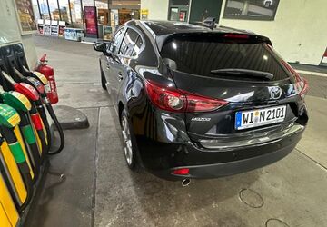 Mazda 3 170.000 km 8.700 &euro; Wiesbaden 55252