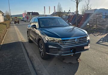 VW Touareg 111.000 km 35.900 &euro; Hünfelden 65597