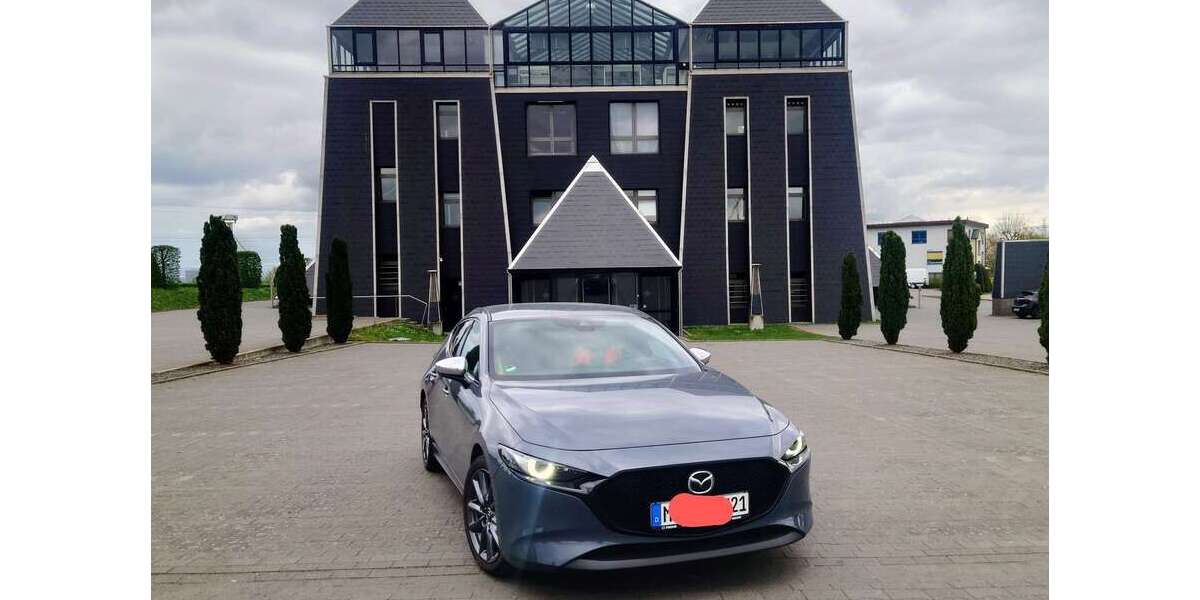 Mazda 3 29.345 km 17.950 &euro; Mainz 55116