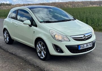 Opel Corsa 159.000 km 3.299 &euro; Idstein 65510