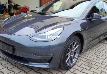 Tesla Model 3 89.323 km 26.942 &euro; Eschborn 65760