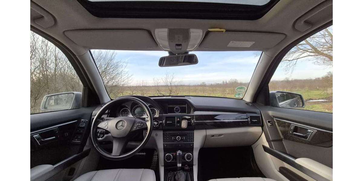 Mercedes-Benz GLK 300 20.000 km 16.900 &euro; Mainz Finthen 55126