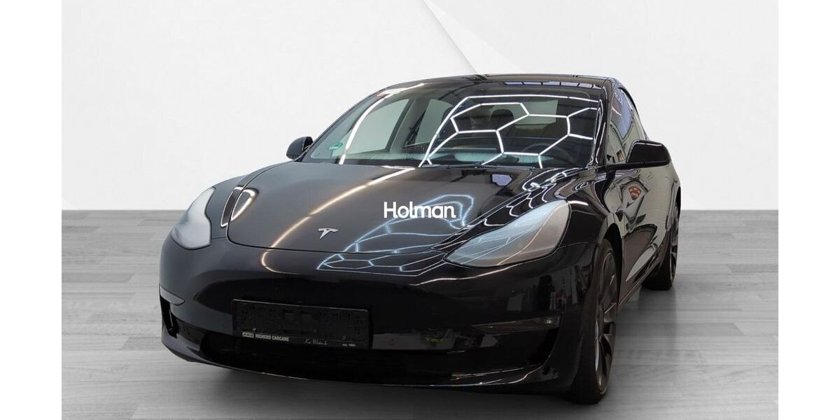 Tesla Model 3 61.681 km 27.238 &euro; Eschborn 65760