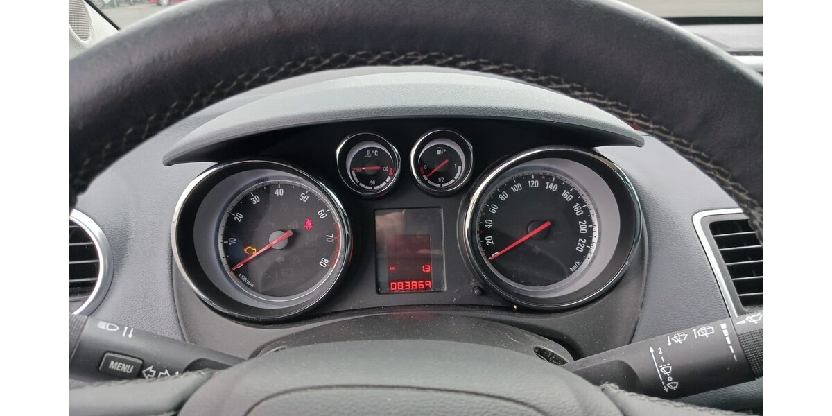 Opel Meriva 83.000 km 6.999 &euro; Oestrich-Winkel 65375