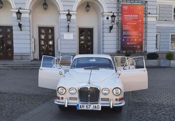 Jaguar Daimler 97.523 km 22.900 &euro; Wiesbaden 65205