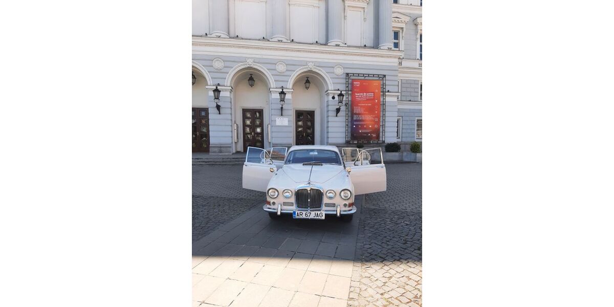Jaguar Daimler 97.523 km 22.900 &euro; Wiesbaden 65205