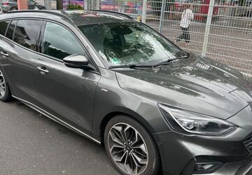 Ford Focus 96.000 km 18.700 &euro; Wiesbaden 65203