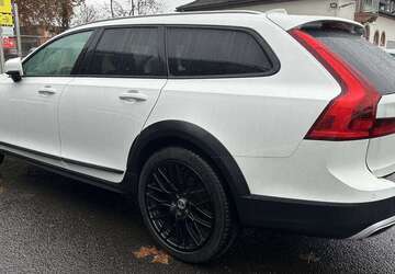 Volvo V90 Cross Country 66.447 km 29.900 &euro; Mainz 55122