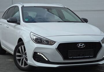Hyundai i30 96.089 km 13.700 &euro; Wiesbaden 65201