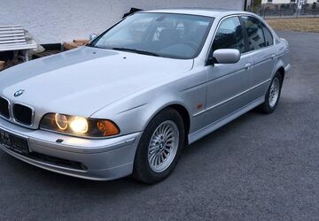 BMW 520 183.000 km 3.699 &euro; Sulzbach 65843